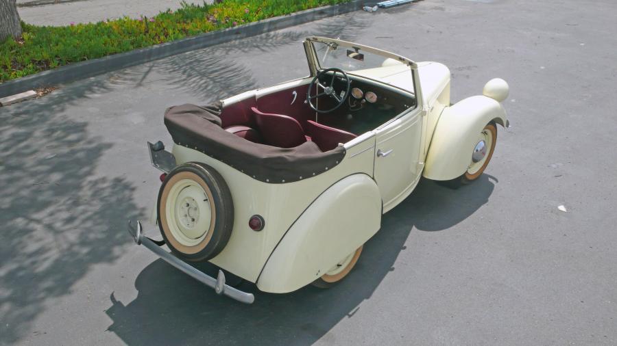  American Bantam Convertible Coupe 1938 года  (фото 8 из 15)